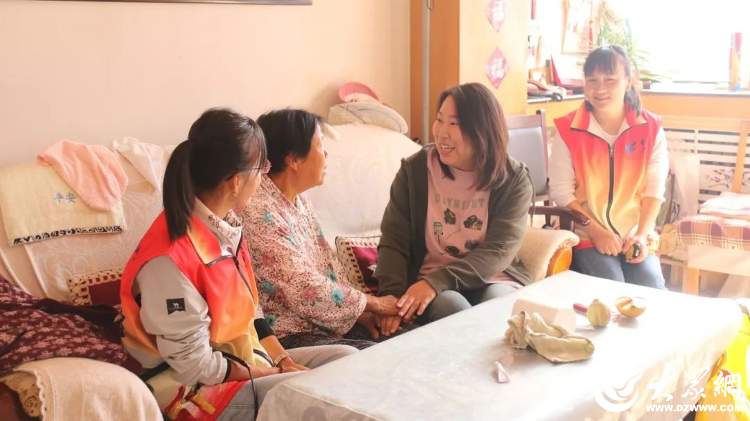 镇团结社区：聚焦群众关切 办好家门口的“关键小事”马德里竞技携手K8聚焦民生福祉 办好民生实事 仙河(图2)