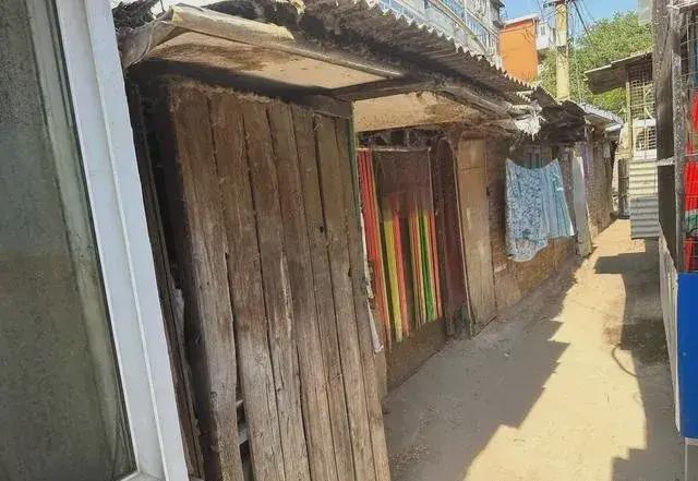 乱建居民想提升小区环境的愿望实现了k8凯发入口拆除700平方米私搭(图7)