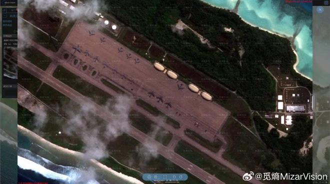 1架是因为遵守美俄New-START规定？俄罗斯轰炸机“傻呵呵”露天停放被乌军击中4(图10)